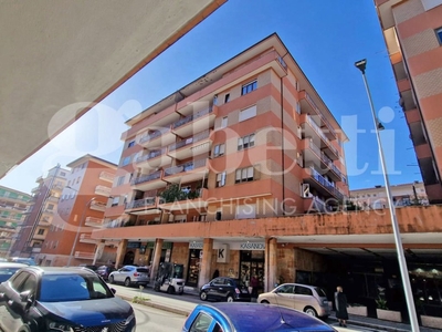 Appartamento in vendita a Isernia isernia r. Iorio,27