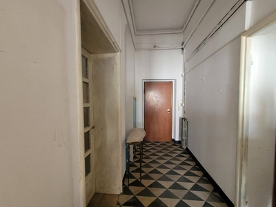 Appartamento in Vendita a Pescara, zona Centro, 160'000€, 130 m²