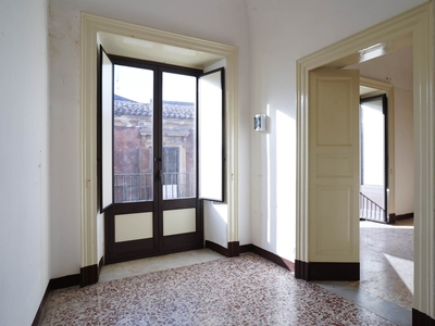 Appartamento in vendita a San Giovanni La Punta Catania
