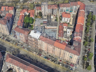 Appartamento in Vendita a Torino, 87'750€, 223 m²