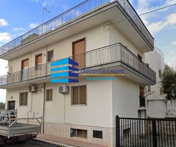Appartamento in vendita a Triggiano via Trieste, 36