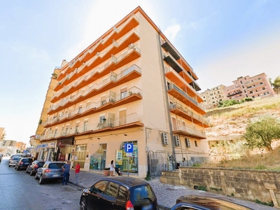 Appartamento in vendita ad Agrigento agrigento Imera,189