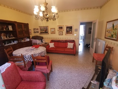 Appartamento in Vendita in Via Carreca Andrea a Palermo