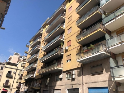 Appartamento in Vendita in Via Ettore Pais 8 a Palermo
