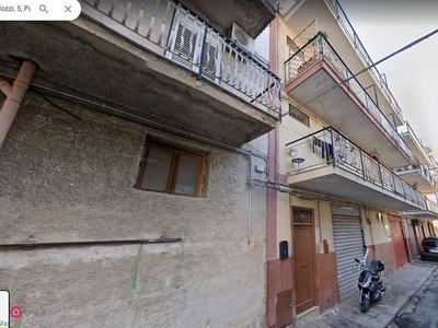 Appartamento in Vendita in Via Giovanni Antonio Pestalozzi a Palermo