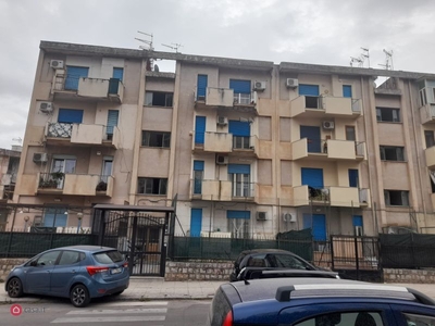 Appartamento in Vendita in Via Gustavo Roccella a Palermo