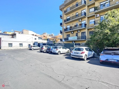 Appartamento in Vendita in Via Mandrà a Catania
