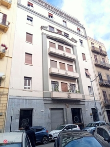 Appartamento in Vendita in Via Mariano Stabile 43 a Palermo