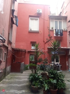 Appartamento in Vendita in Via Sanità 55 a Napoli