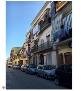 Appartamento in Vendita in Via Sant'Andrea Avellino 24 a Napoli