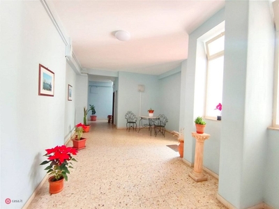 Appartamento in Vendita in Viale Vittorio Veneto a Catania