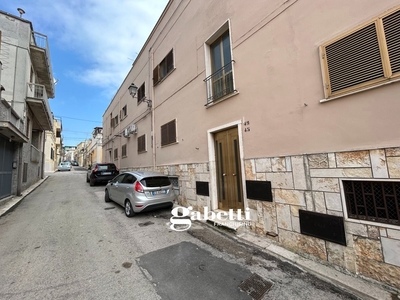 Appartamento in Via Lucano, 49, Canosa di Puglia (BT)