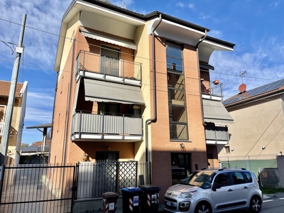 Appartamento in Via Villani, Collegno (TO)