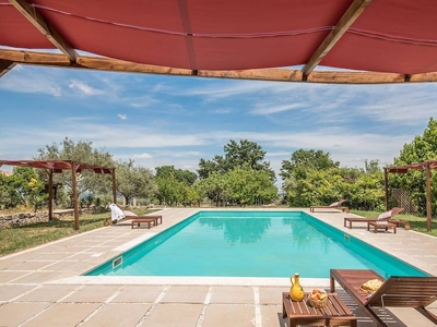 Appartamento per vacanze 'Tenuta Podere Montemelino' con vista sulle montagne, piscina e Wi-Fi