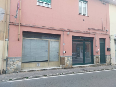 Attivit? commerciale in affitto/gestione, Albenga leca