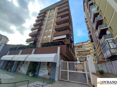 Bilocale in Vendita a Palermo, 125'000€, 70 m²