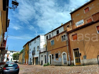 Casa Indipendente in vendita a Pescolanciano via Marconi, 76