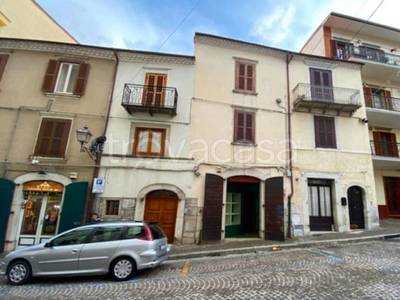 Casa Indipendente in vendita ad Agnone corso Vittorio Emanuele, 6