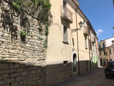 Casa Indipendente in vendita ad Agnone via Salvo d'Acquisto
