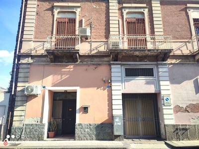 Casa indipendente in Vendita in PICANELLO a Catania