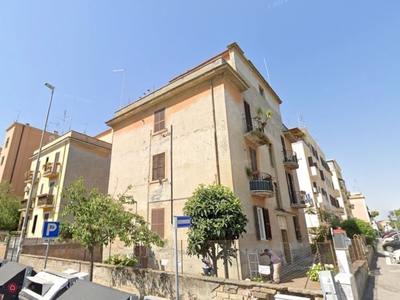 Casa indipendente in Vendita in Via Alfredo Rocco a Napoli