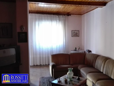 Casa indipendente in Vendita in Via della Libertà a Paternò