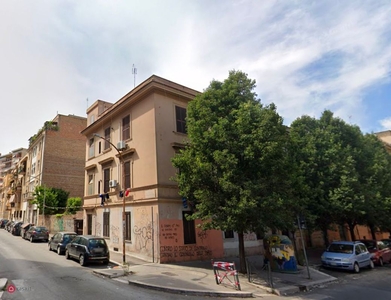 Casa indipendente in Vendita in Via Giacinto Carini a Palermo