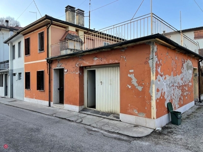 Casa indipendente in Vendita in Via Ponte Quarello a Marostica