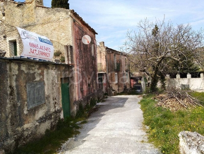 Casale in vendita a Isernia località Colle Cioffi