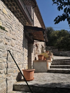Casale in vendita a Longano via Castello