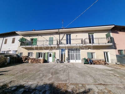 Casale in vendita a Villamiroglio via Su del Brusa, 4