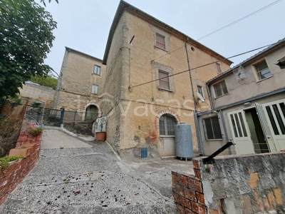 Colonica in vendita a Castelpetroso via Oro