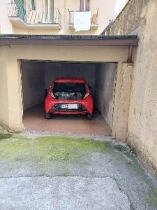 Garage / posto auto in affitto a Firenze Campo Di Marte