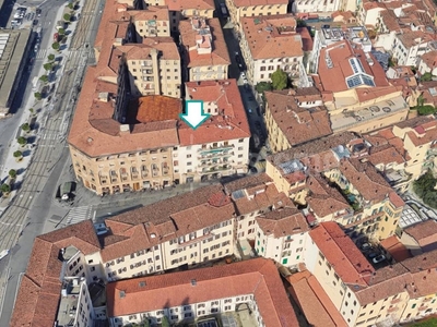 Negozio in Vendita a Firenze, 208'968€, 516 m²