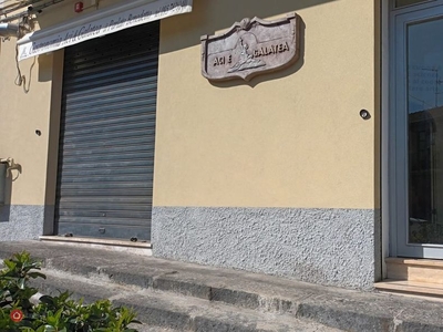 Negozio/Locale commerciale in Vendita in Via Torquato Tasso a Acireale