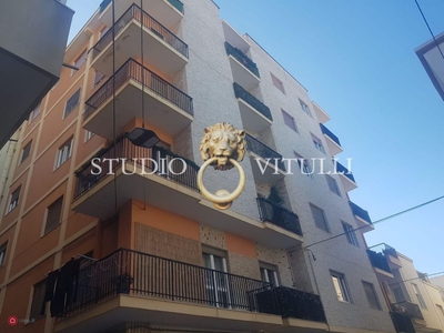 Palazzo in Vendita in Via Ten. L. Bellipario 3 a Polignano a Mare