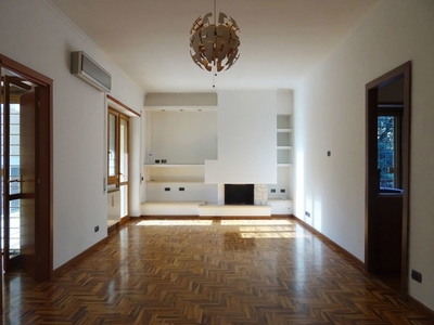 Quadrilocale in Vendita a Roma, 349'000€, 123 m²