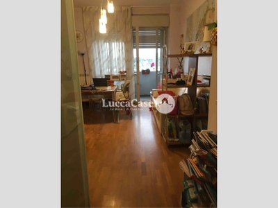 Trilocale in Vendita a Lucca, 195'000€, 70 m², arredato