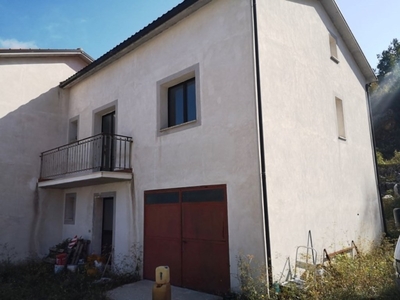 Villa a Schiera in vendita a Rionero Sannitico contrada Casabona