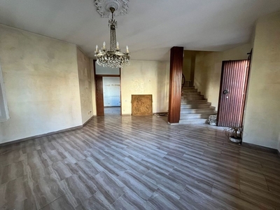 Villa bifamiliare in Vendita a Ravenna, 390'000€, 198 m²