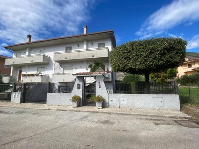 Villa Bifamiliare in vendita a Venafro via curtatone, 4