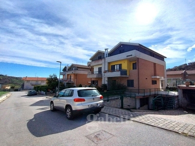 Villa bifamiliare in Via Dei Sanniti, Mirabello Sannitico (CB)