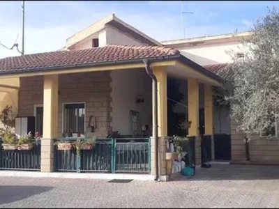 Villa in Contrada Cammarella, Caltanissetta
