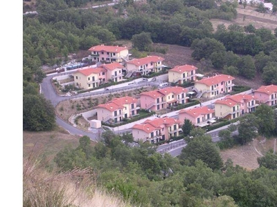 Villa in vendita a Castelpetroso via Olmo, 3