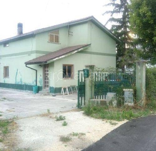 Villa in vendita a Macchia d'Isernia