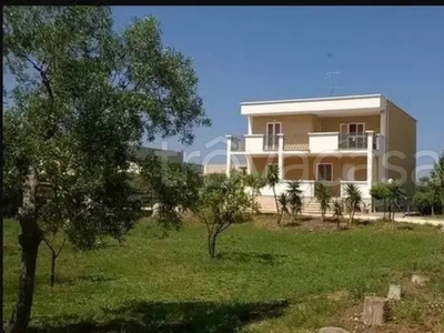 Villa in vendita a Modugno ss96, snc, snc, snc