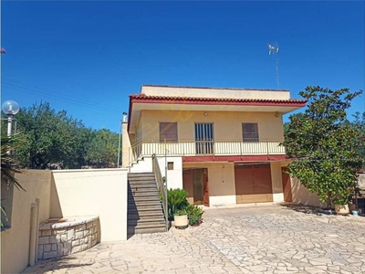 Villa in vendita a Putignano s. c. Minunno