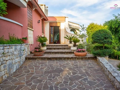 Villa in vendita a Putignano strada Comunale Corcione, 21