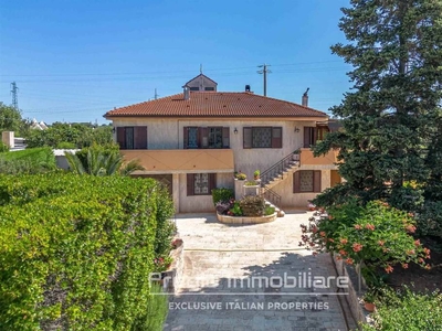 Villa in vendita a Putignano strada Comunale San Giorgio, 9
