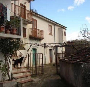 Villa in vendita a Santa Maria del Molise via Corradino